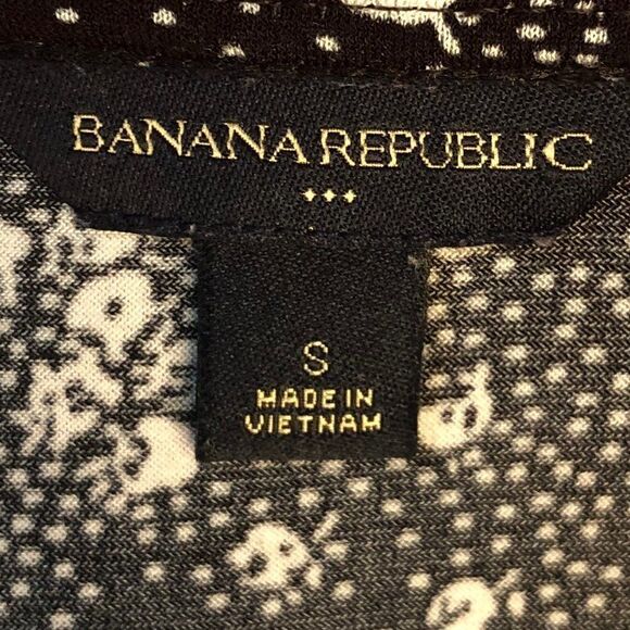 Banana Republic Black/White Floral Blouse-S - Picture 3 of 4